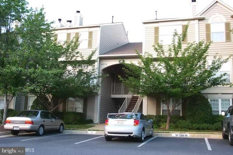 9251 Cardinal Forest Ln unit 201, Lorton, VA 22079 - photo 1