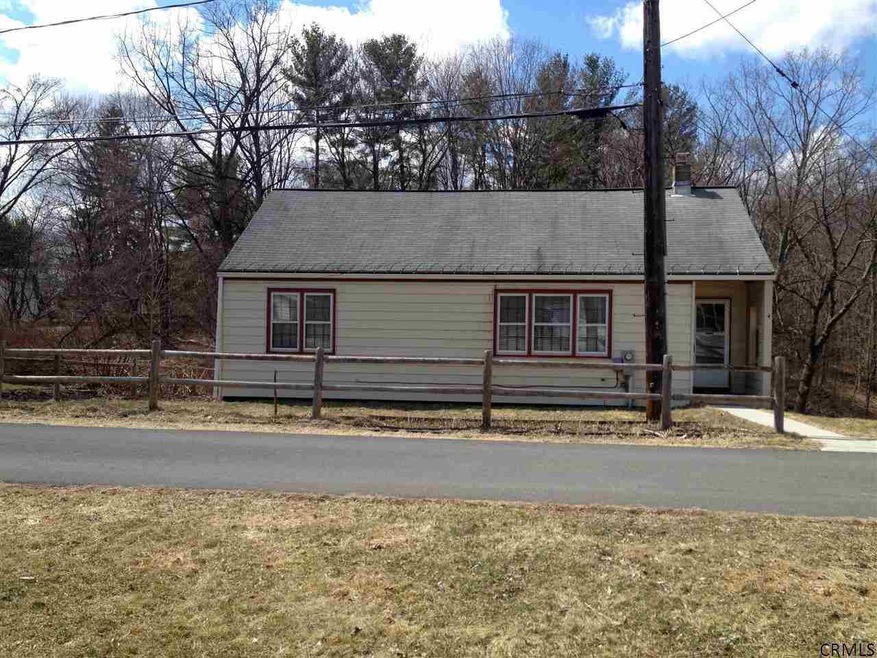 4 Bailey Ave, Delmar, NY 12054 - photo 1