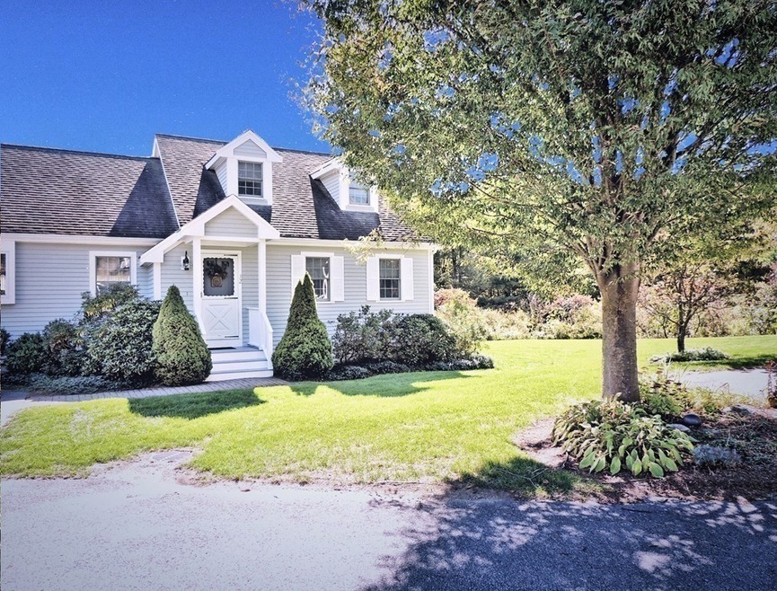 319 Stearns St unit 32, Carlisle, MA 01741 - photo 1