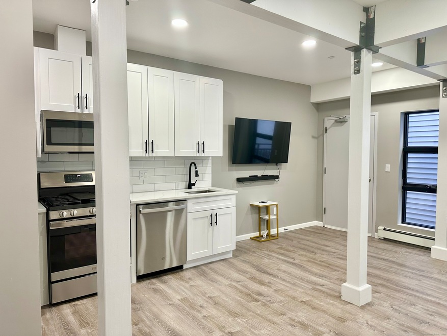 37 Center St unit 2B, New Haven, CT 06510 - photo 1