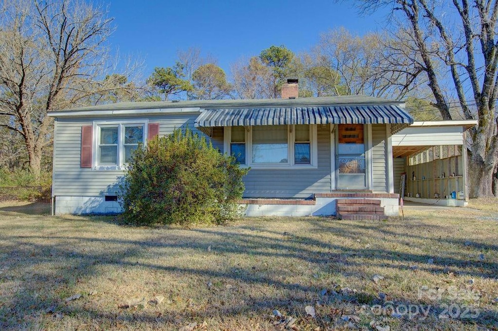 1218 Goodman Rd, Charlotte, NC 28214 - photo 1