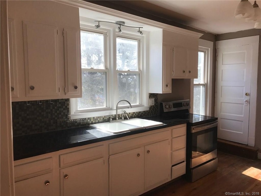 578 Woodward Ave, East Haven, CT 06512 - photo 1