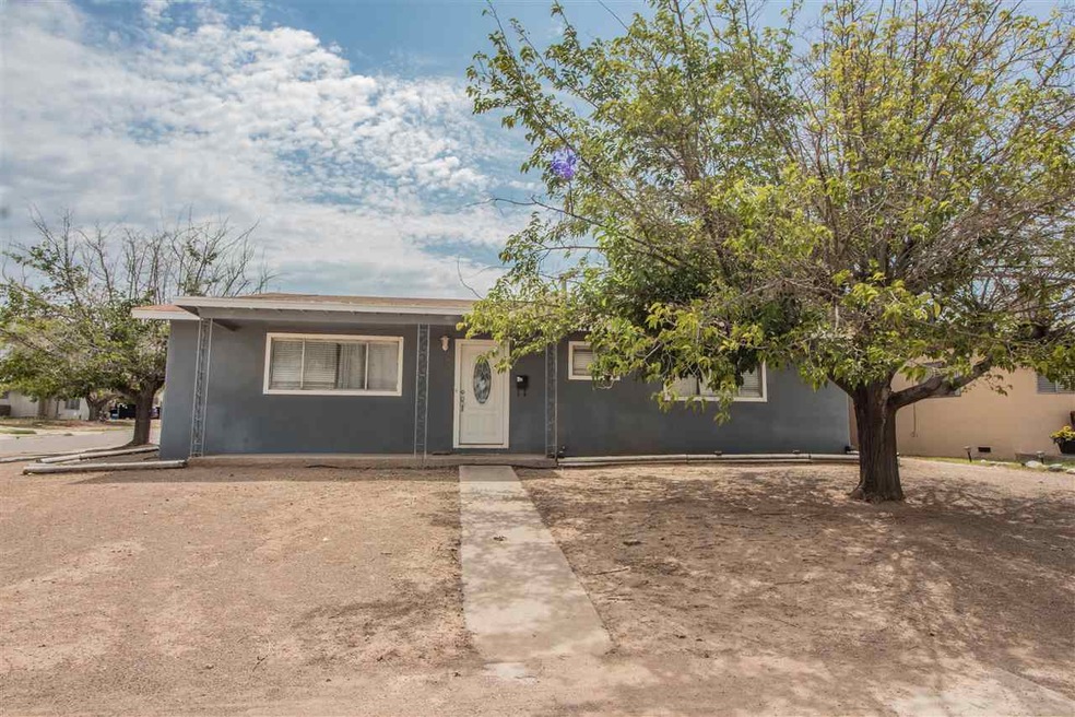 618 Madison Ave, Alamogordo, NM 88310 - photo 1