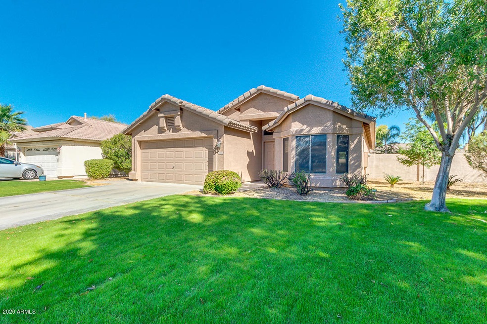 Front View For 1844 W Canyon Way