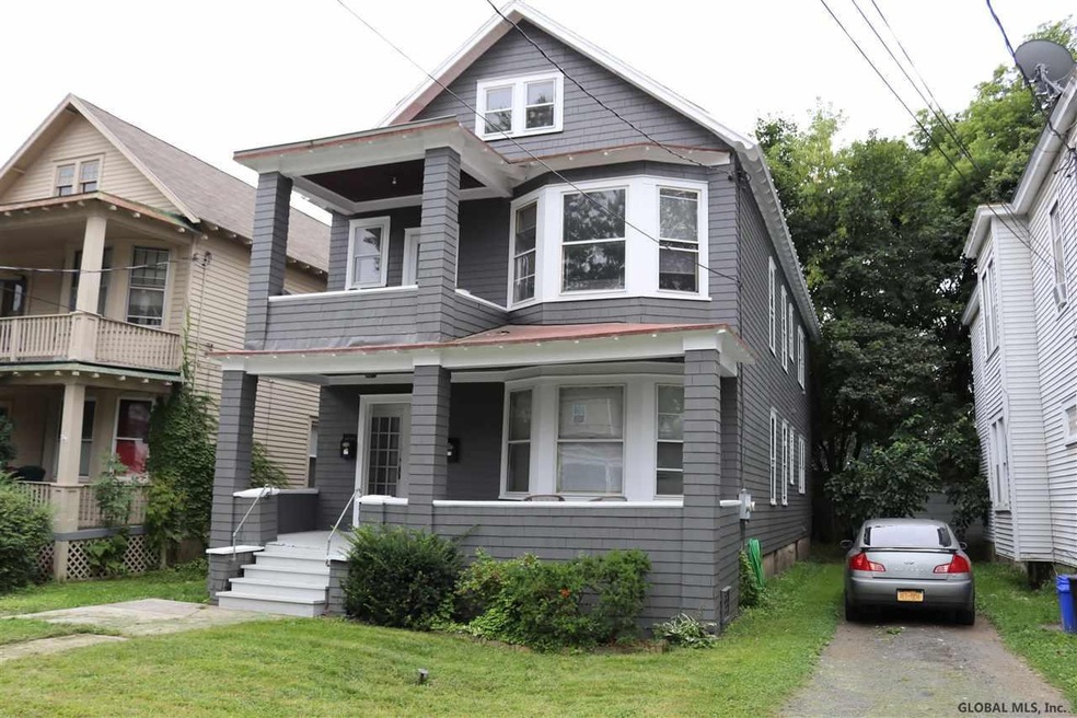 750 Myrtle Ave, Albany, NY 12208 - photo 1