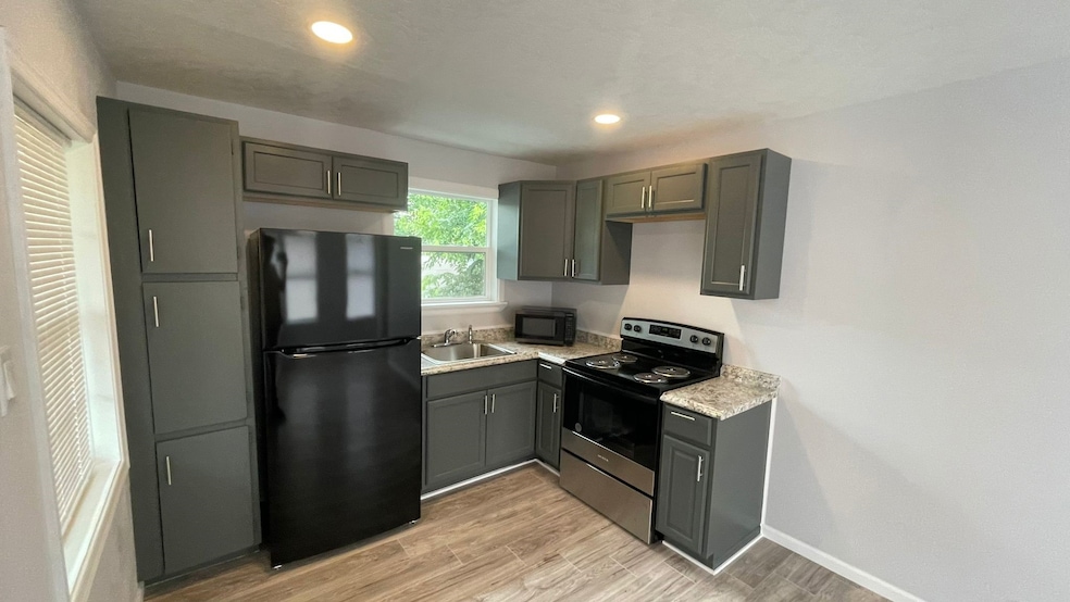 1723 Alta Vista St unit A, Houston, TX 77023 - photo 1