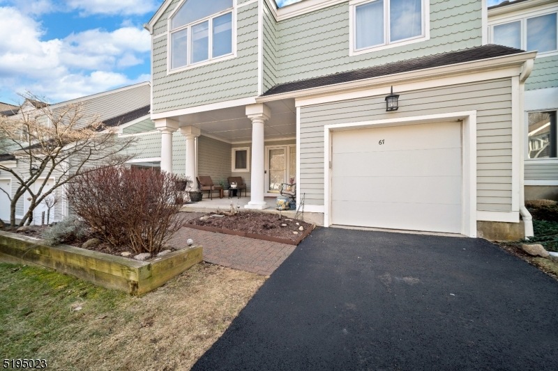 67 Manor Square unit 67, Sparta, NJ 07871 - photo 1