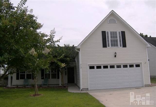 712 Hillside Dr, Wilmington, NC 28412 - photo 1