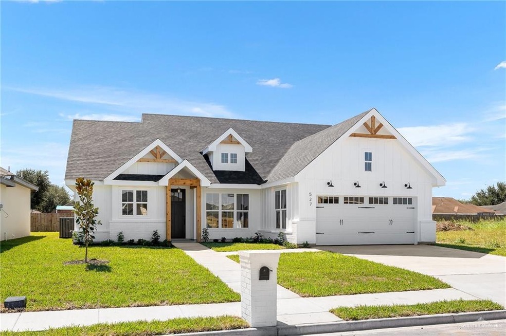 527 Hunter Dr, Alamo, TX 78516 - photo 1