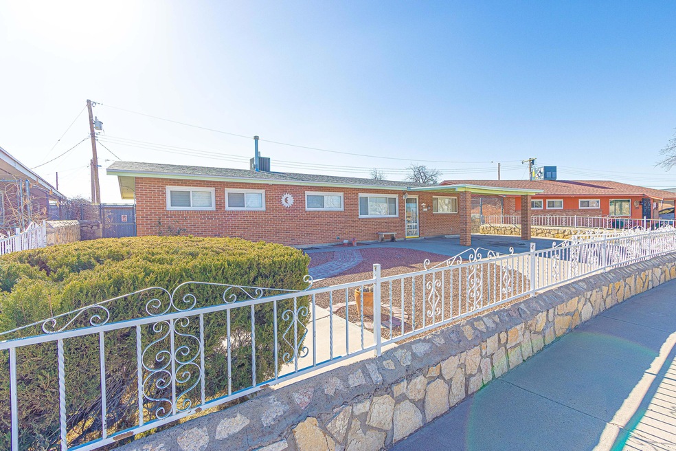 305 Cadwallader Dr, El Paso, TX 79915 - photo 1