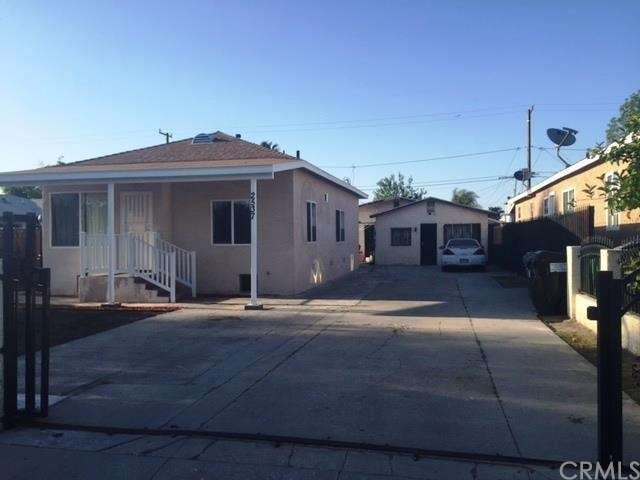 2537 E 132nd St, Compton, CA 90222 - photo 1