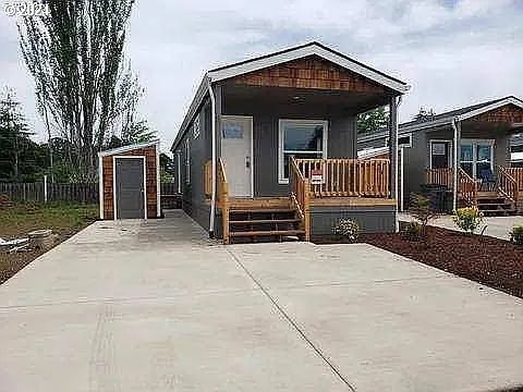 515 SE Sheridan Rd, Sheridan, OR 97378 - photo 1