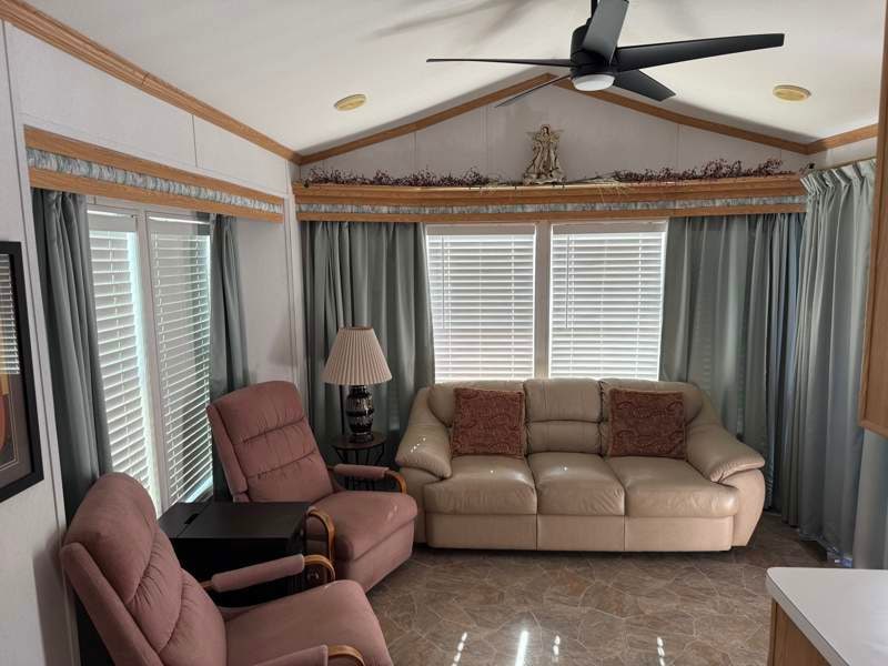 702 S Meridian Rd unit 829, Apache Junction, AZ 85120 - photo 1