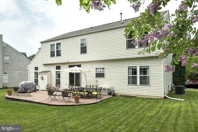 2401 Summershade Ct, Odenton, MD 21113 - photo 1