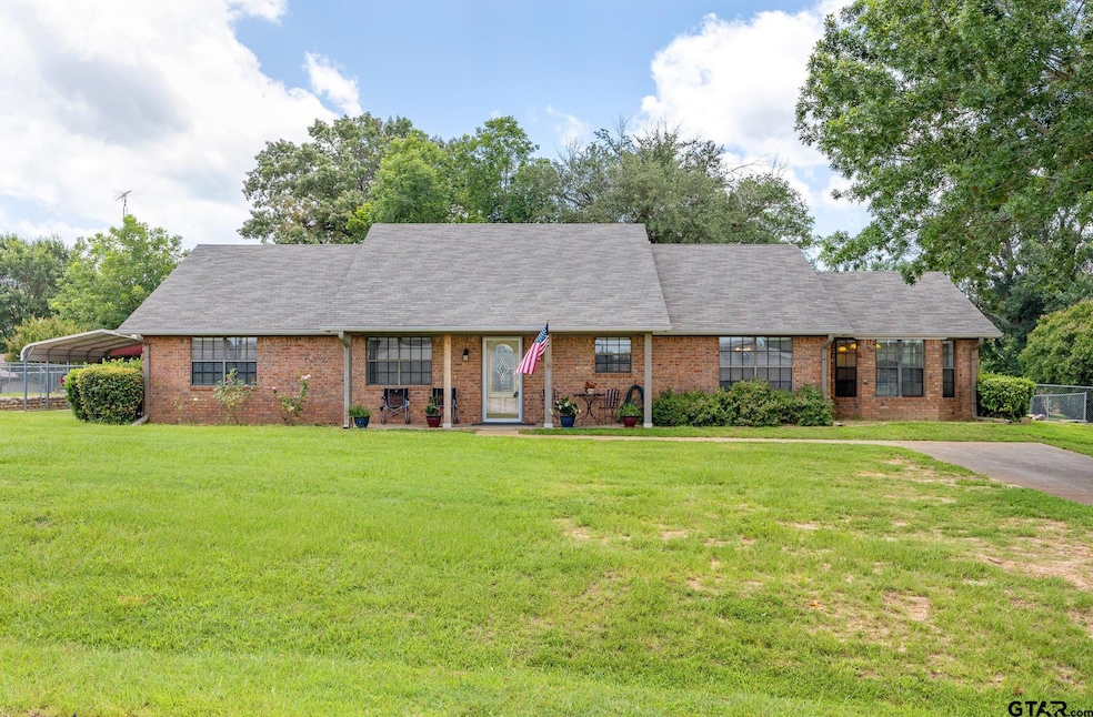 Pending $285,000