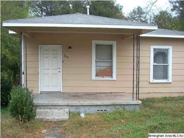 This is an investment special for a great rental. 