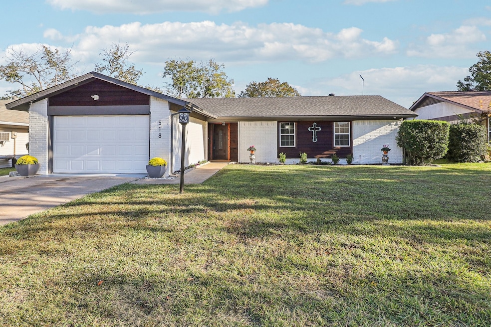 Pending $285,000 • Co-Listing Agent