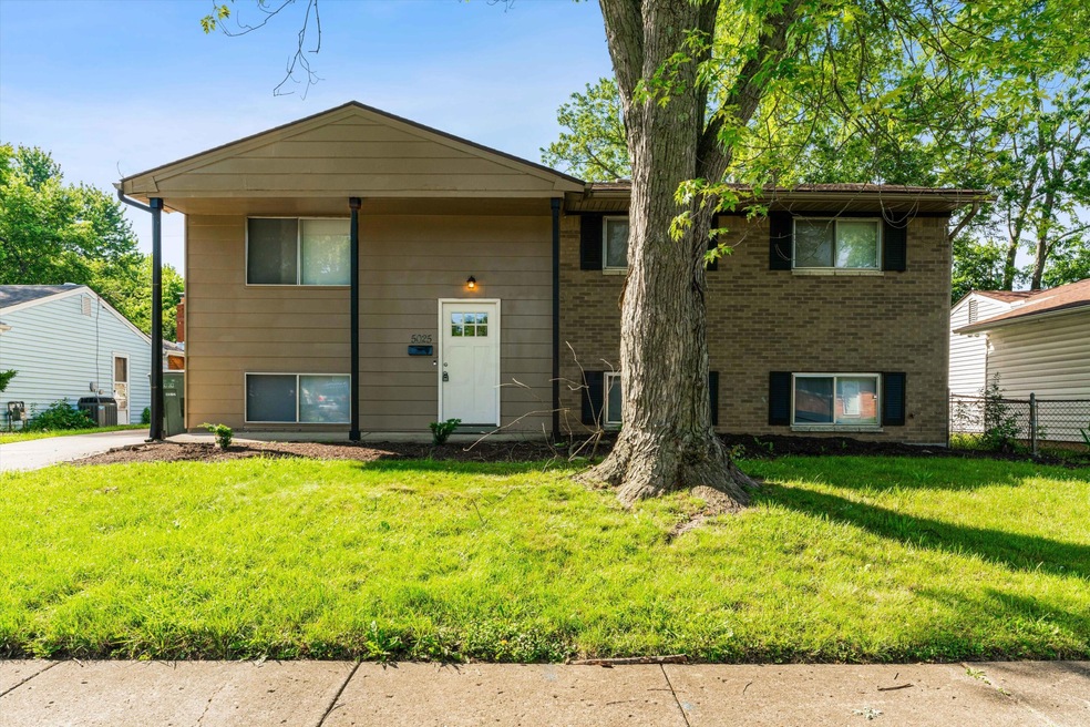 5025 Keelson Dr, Columbus, OH 43232 - photo 1