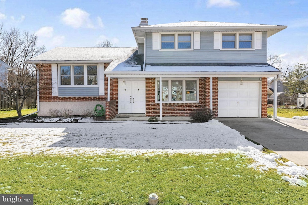 558 Hemingway Dr, Hockessin, DE 19707 - photo 1