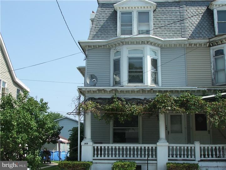 149 E Spring St, Bechtelsville, PA 19505 - photo 1