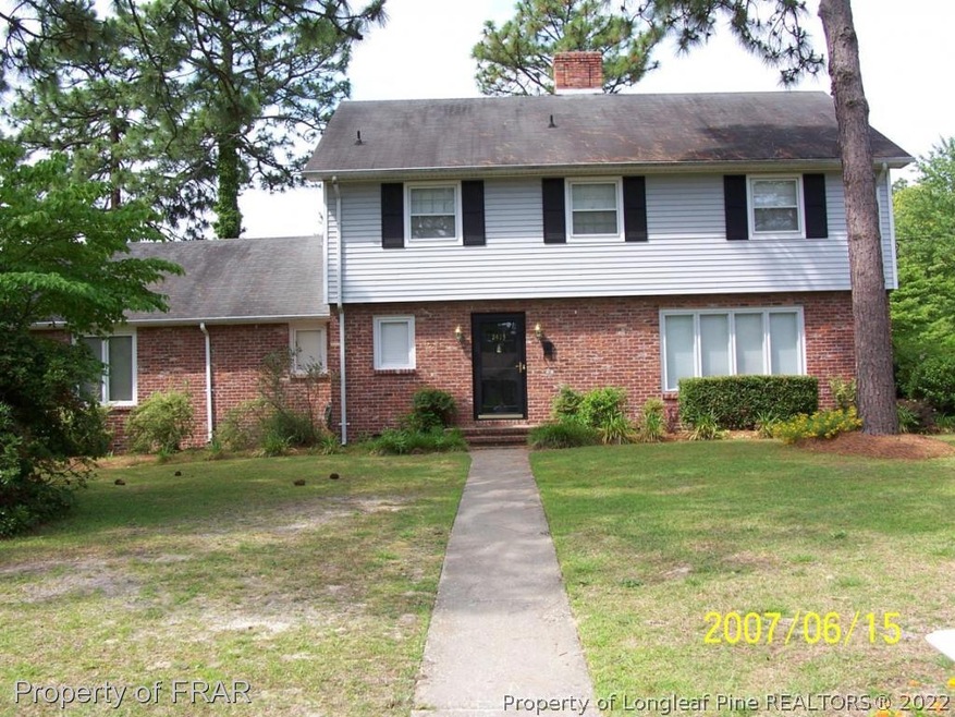 2413 Dartmouth Dr, Fayetteville, NC 28304 - photo 1