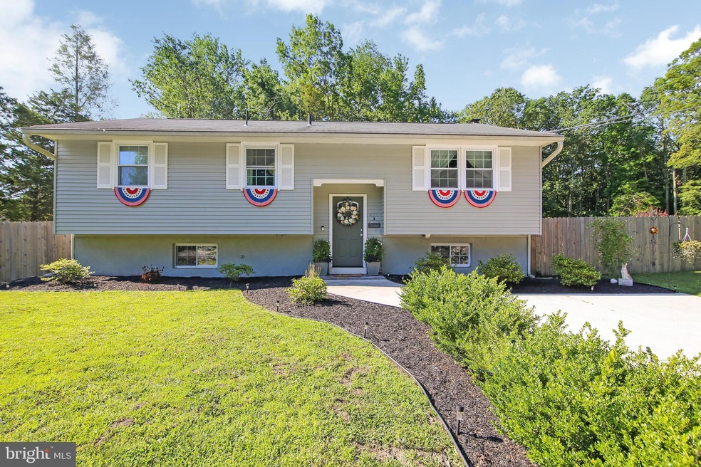 620 W Chestnut St, Clayton, NJ 08312 - photo 1