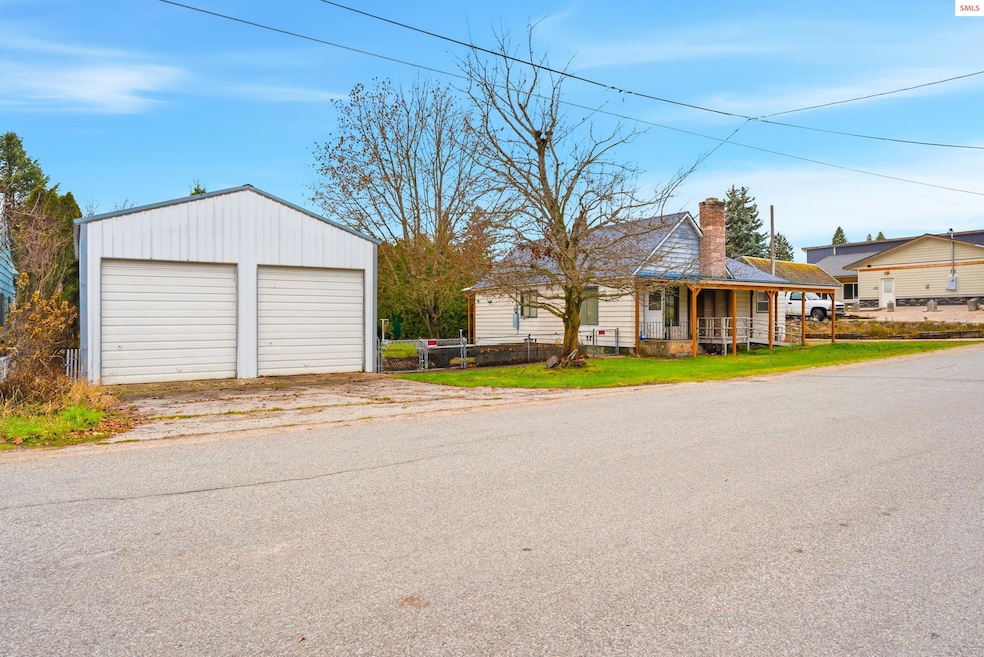 121 E 4th St S, Oldtown, ID 83822 - photo 1