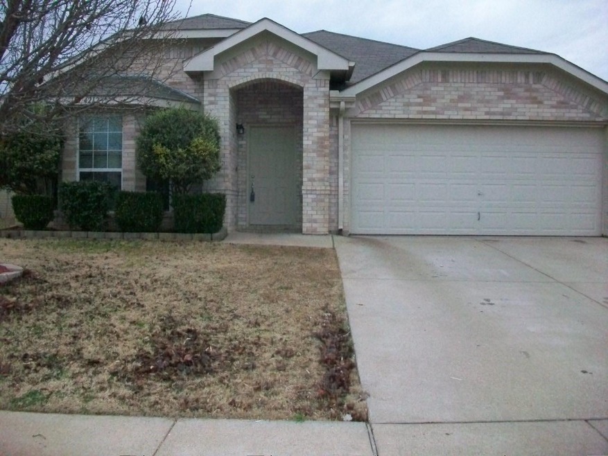 4212 Beryl Ln, Granbury, TX 76049 - photo 1