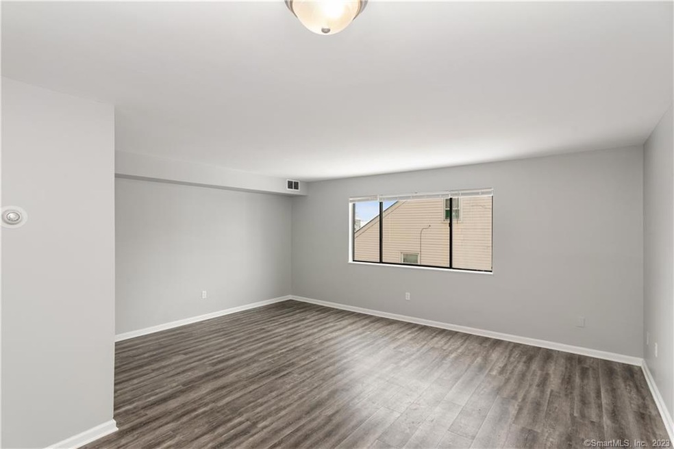 511 High St unit 201B, New Britain, CT 06053 - photo 1