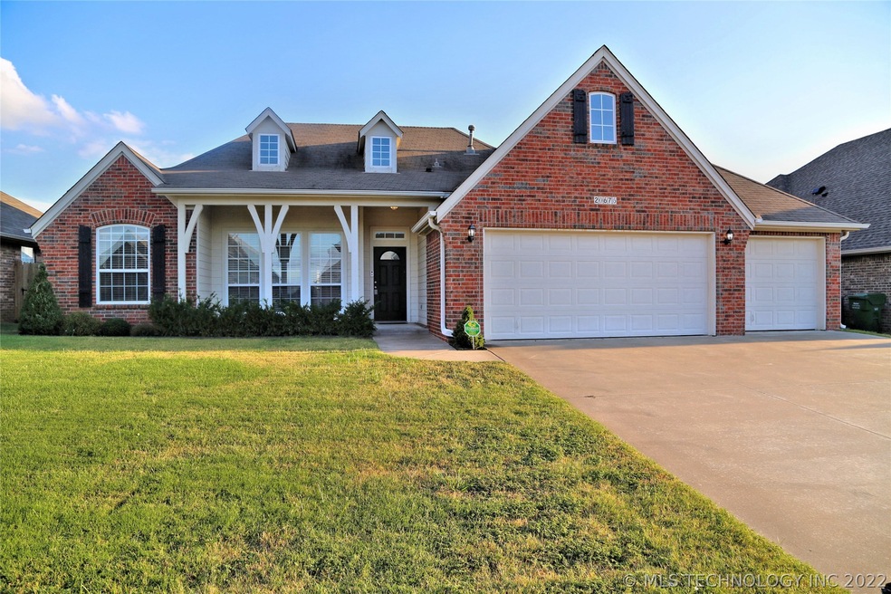 Welcoming Curb Appeal with newly painted shutters.