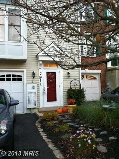 7911 Brightmeadow Ct, Ellicott City, MD 21043 - photo 1