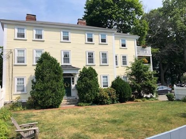 8 Williams St unit 1, Salem, MA 01970 - photo 1