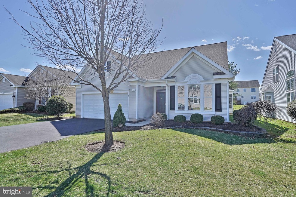 1972 Alexander Dr unit I28, Macungie, PA 18062 - photo 1