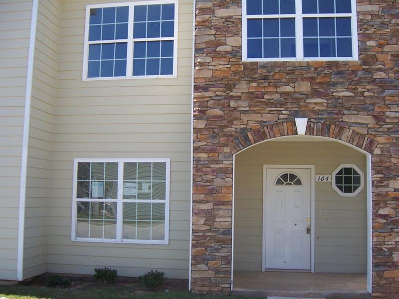 164 Nizzear Ln, Carrollton, GA 30117 - photo 1