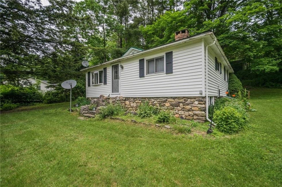 351 Salisbury Rd, Canaan, CT 06018 - photo 1