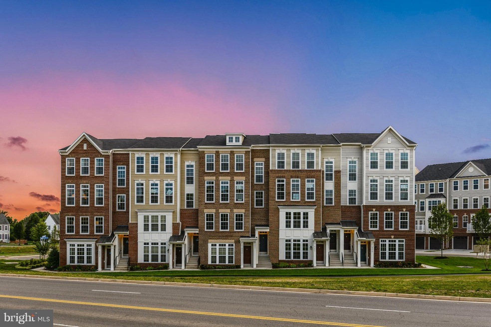 43530 Stonecliff Terrace, Chantilly, VA 20152 - photo 1