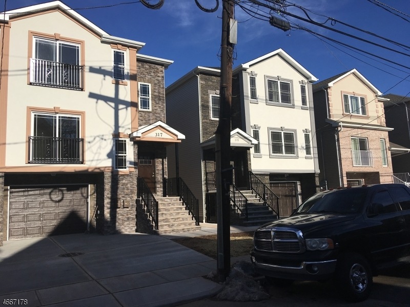 329 Pine St, Elizabeth, NJ 07206 - photo 1