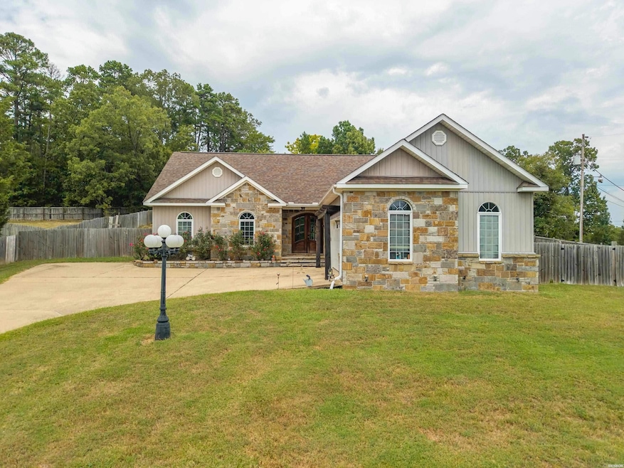 For Sale $370,000 • Co-Listing Agent