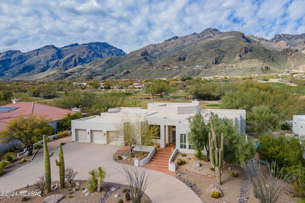 7311 E Desert Moon Loop