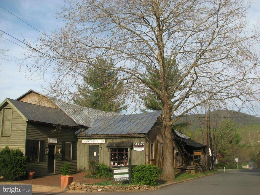 330 Porter St, Washington, VA 22747 - photo 1