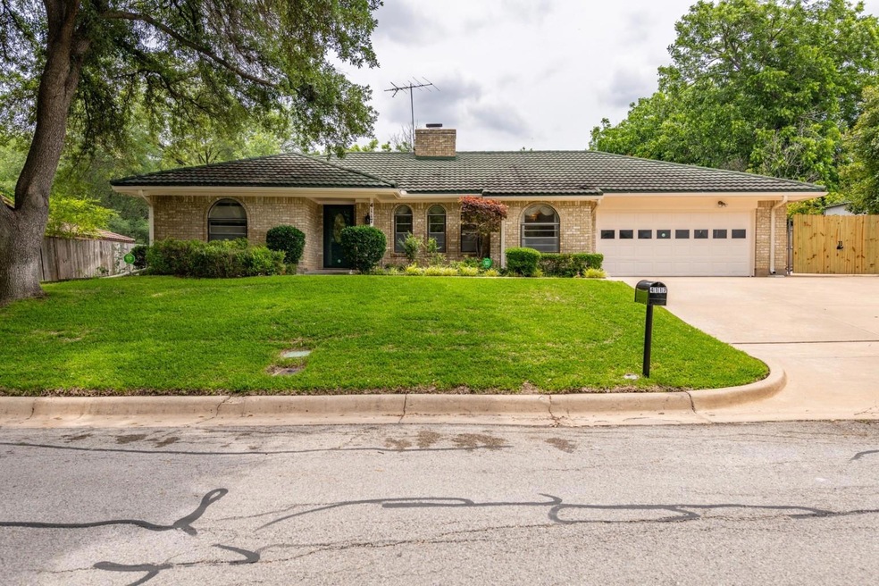 4117 Aragon Dr, Fort Worth, TX 76133 - photo 1