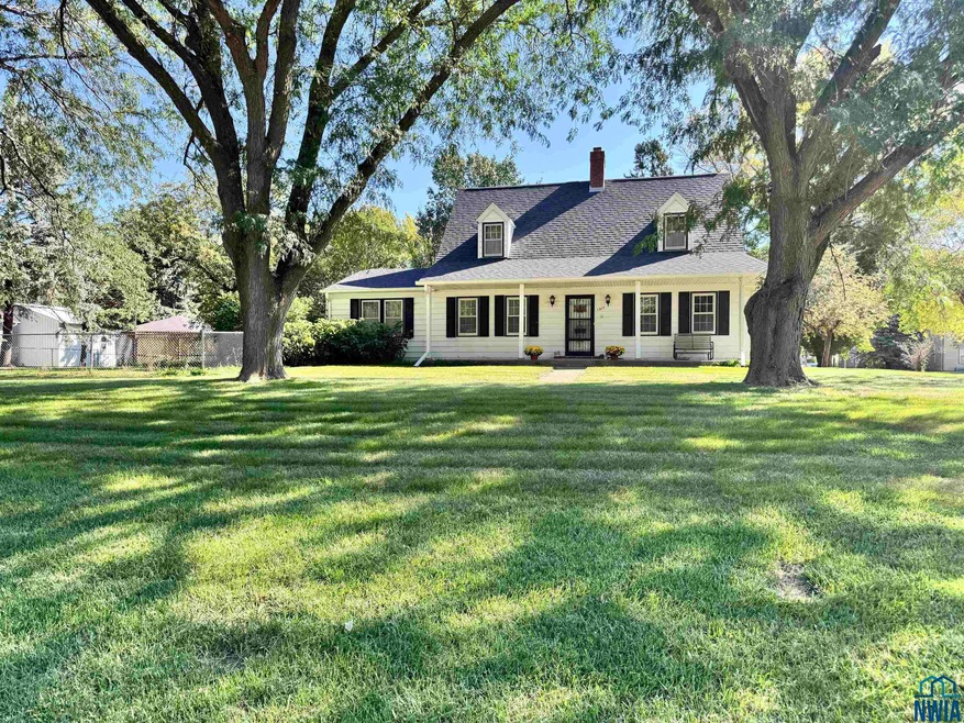 1323 10th St, Onawa, IA 51040 - photo 1