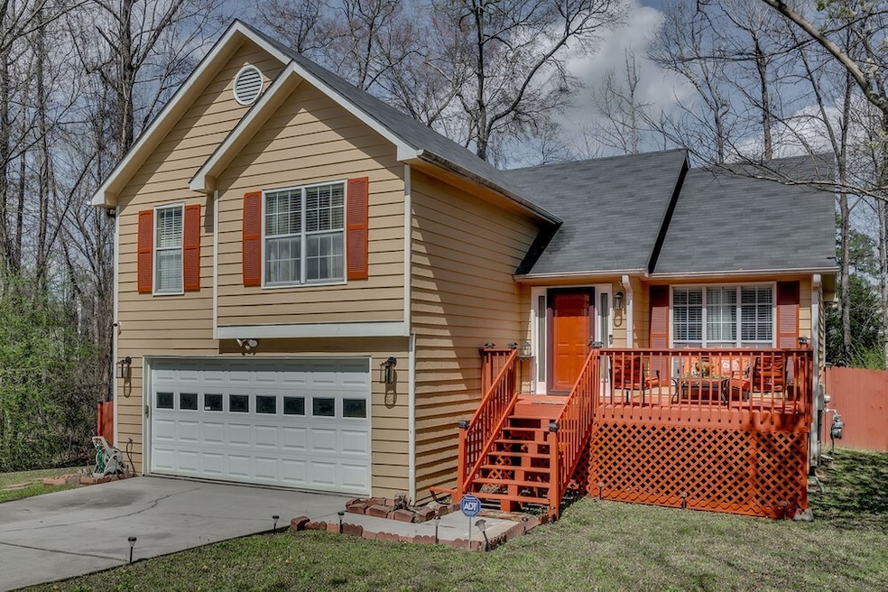 10847 Morning Dove Ct, Hampton, GA 30228 - photo 1