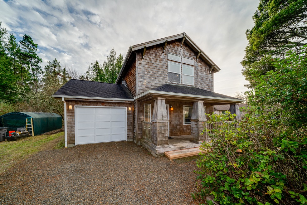 11445_Evergreen-Street View