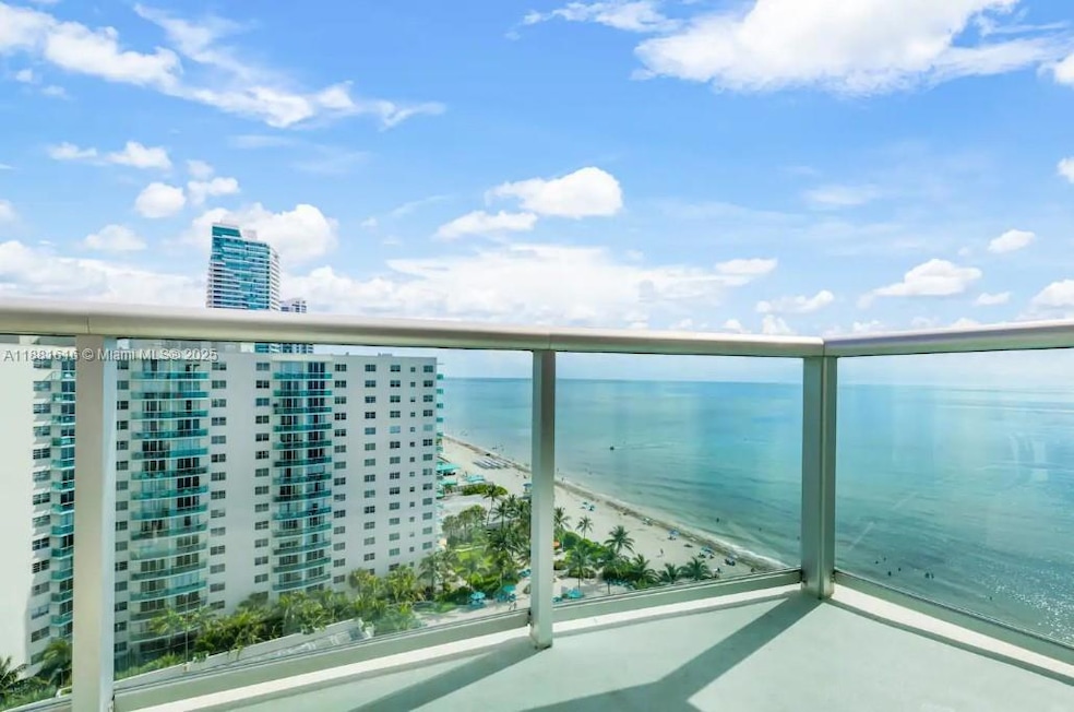 The Tides unit PH16D, Hollywood, FL 33019 - photo 1