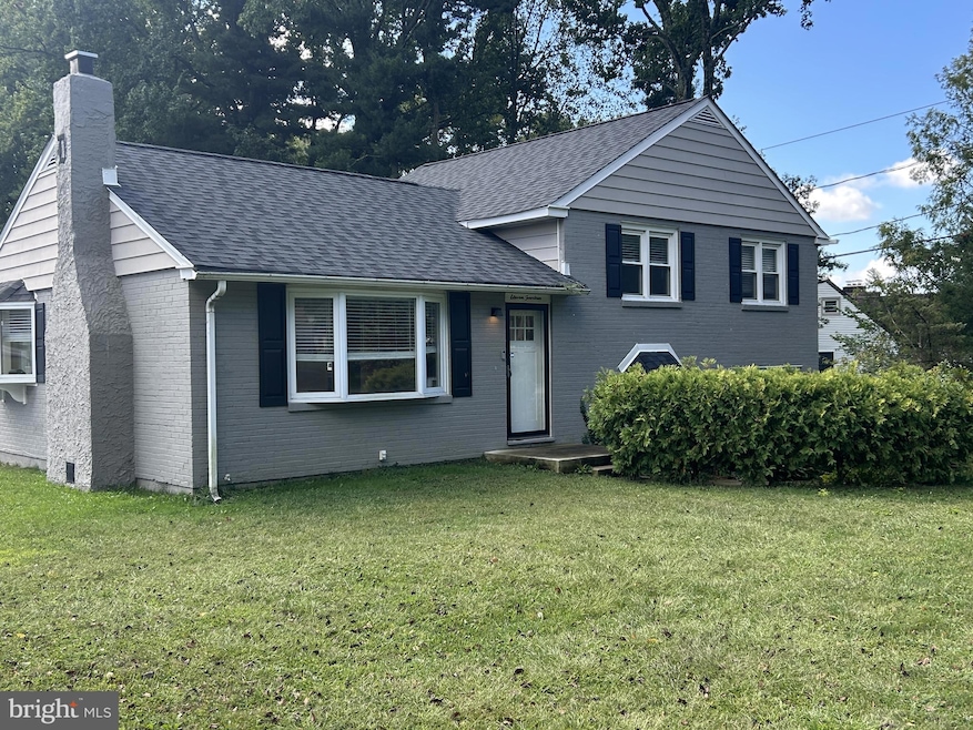 1114 Wilson Rd, Wilmington, DE 19803 - photo 1