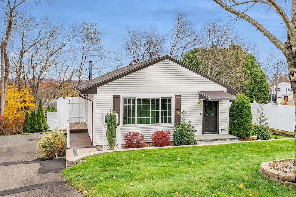 18 Roma Ave, Waterbury, CT 06708 - photo 1