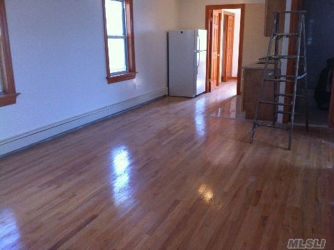 15824 75th Ave unit 2nd Fl, Flushing, NY 11366 - photo 1