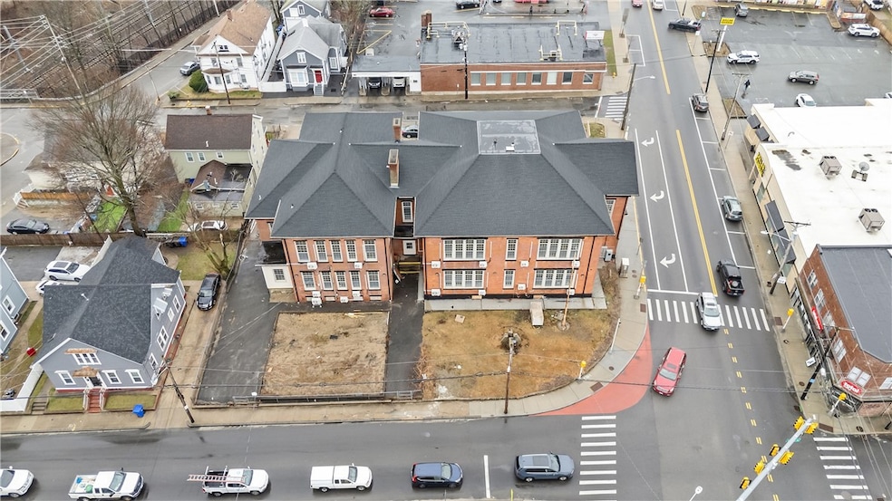 For Rent $1,600/month