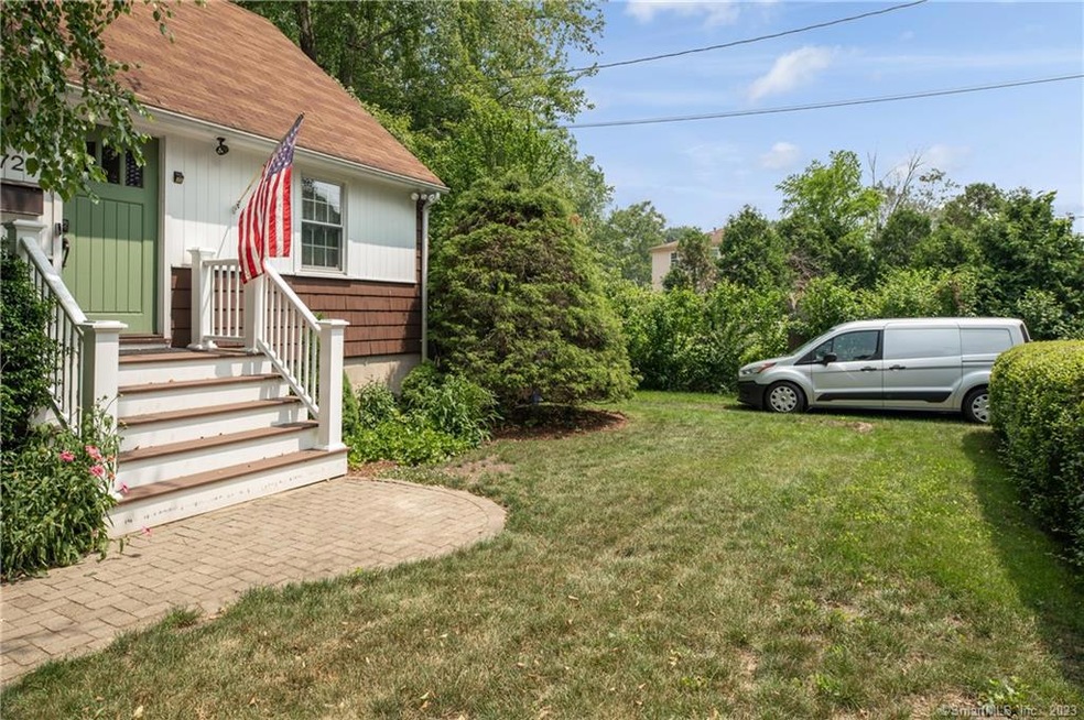 1720 Reservoir Ave, Bridgeport, CT 06606 - photo 1